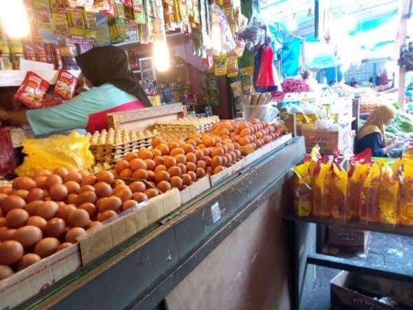 Baru Ketuk Palu Naik 6,5  UMK Kota Cilegon! Harga Telor dan Minyak Goreng Meroket Naik