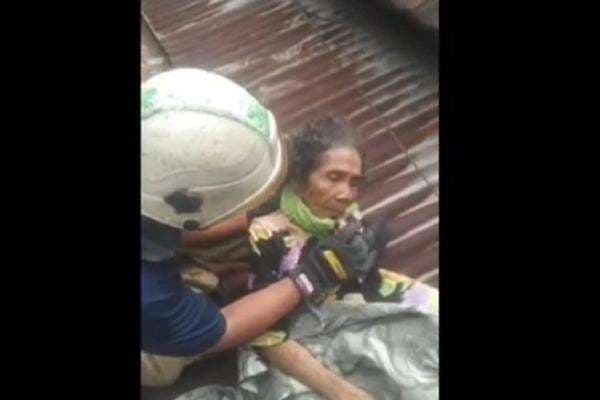 Dilaporkan Hilang, Nenek di Surabaya Ternyata Tidur di Atap Rumah Tetangga