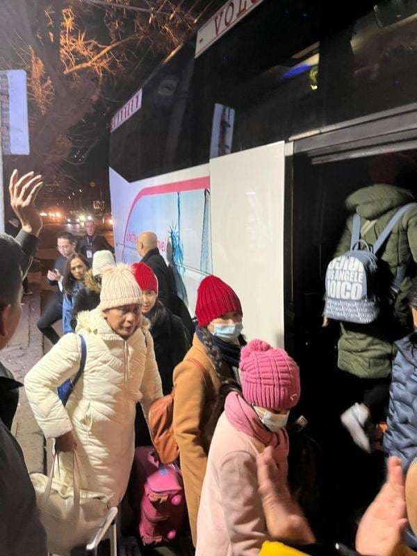 Indonesia Evakuasi WNI dari Iran, Gelombang Pertama Tiba di Jakarta Sore Ini