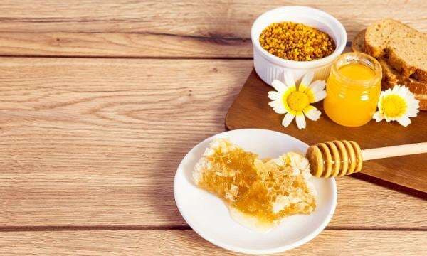 Khasiat Madu, Ampuh Bikin Wajah Jadi Glowing