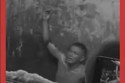 Viral! Aksi Brutal Pria di Muba Bacok Warga hingga Tewas, Gigit Kapolsek Saat Ditangkap