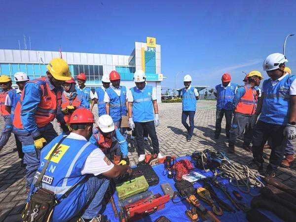 Jamin Keandalan Pasokan Listrik di Hari Raya Iduladha 1446 H, PLN UP3 Grobogan Apel Siaga Dan Posko