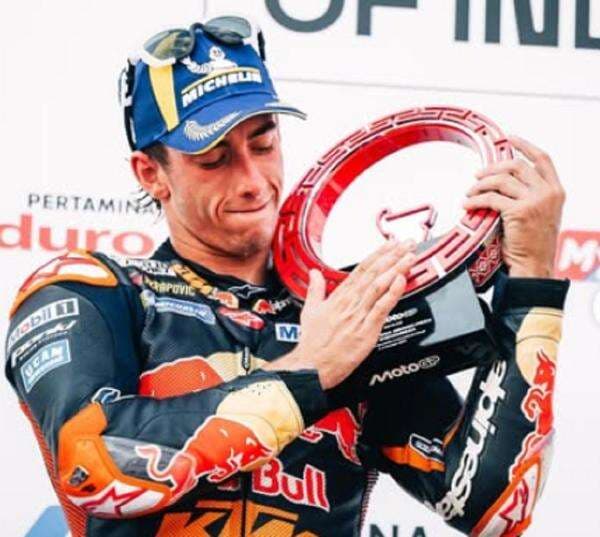Kisah Perjuangan Pedro Acosta yang Makin Percaya Diri Usai Naik Podium di MotoGP Mandalika 2025 Kisah Perjuangan Pedro Acosta yang Makin Percaya Diri Usai Naik Podium di MotoGP Mandalika 2025