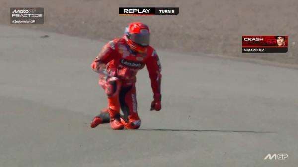 Bos Aprilia Racing Masih Menyesali Marc Marquez Cedera Gara-Gara Marco Bezzecchi