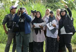 Hari Cinta Puspa dan Satwa, Santri dan Sejumlah Elemen Analisis Binatang Liar di Cirebon