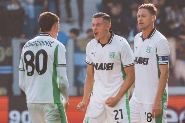CEO Sassuolo Tak Punya Niat Jual Jay Idzes di Bursa Transfer Musim Dingin 2026