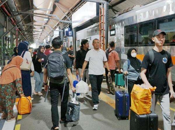 PT KAI Daop 4 Semarang Catat Peningkatan Penumpang Selama Libur Panjang Iduladha 1446 H