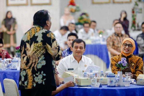 PDIP Kasih Jempol Forum Senayan Gagasan Ahmad Luthfi