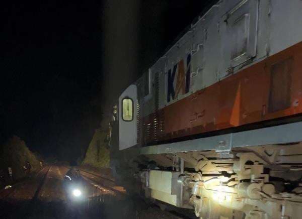 Jalur Ka di Daop 2 Bandung Berangsur Normal, Ini Cara Klaim Service Recovery KAI