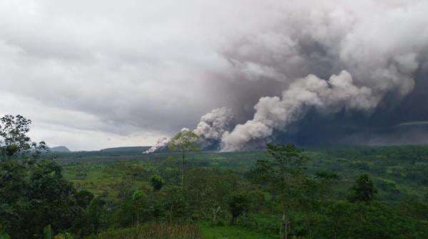 Gunung Semeru Meletus Hebat, Status Naik ke Level III Siaga