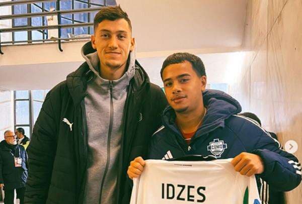 Jay Idzes Ajak Pemain Como 1907 Lyfe Oldenstam Perkuat Timnas Indonesia?