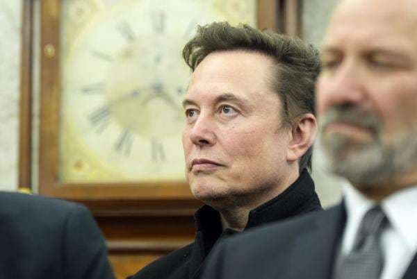 Tesla Tawarkan Paket Gaji Fantastis, Elon Musk Berpeluang Jadi Triliuner Pertama Dunia