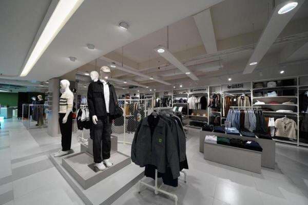 Rekomendasi Tempat Berburu Baju di Blok M, Dijamin Suka!