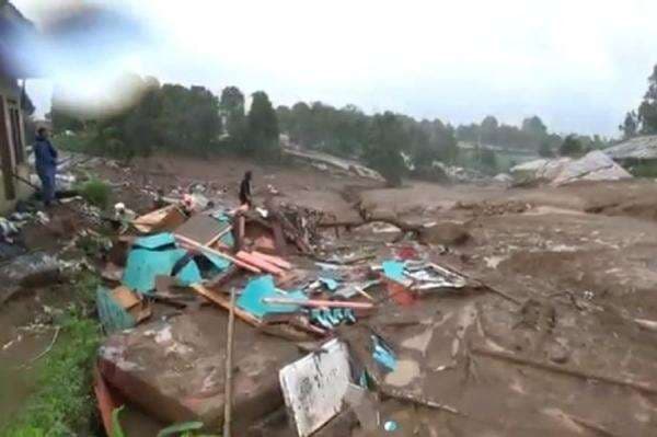 Update Longsor Cisarua KBB: 6 Orang Tewas, 84 Korban Hilang