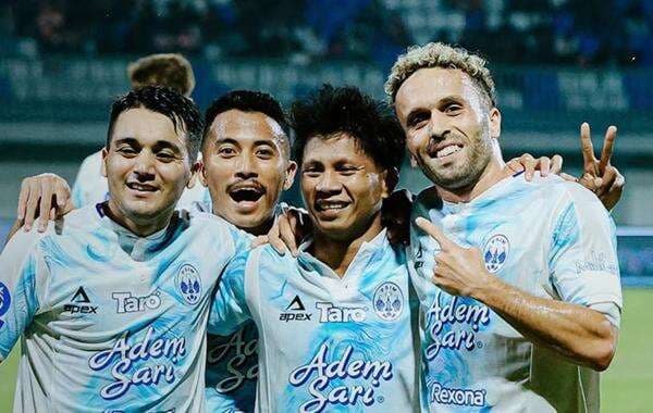 Hasil Madura United vs PSIM Yogyakarta di Super League 2025-2026: Diwarnai 3 Kartu Merah, Laskar Mataram Menang 3-0