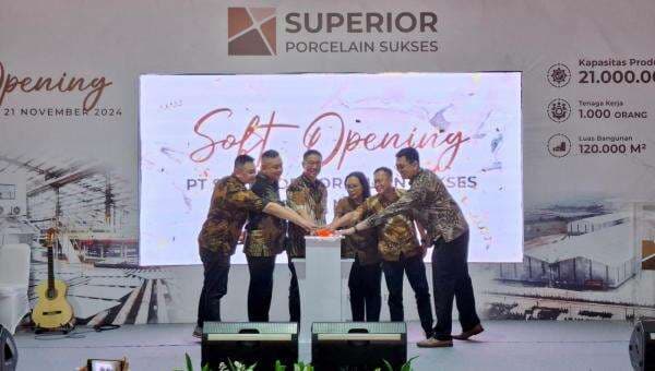 Serap 1000 Tenaga Kerja, Pabrik Granit Berkualitas PT Superior Porcelain Sukses Diresmikan di Subang Serap 1000 Tenaga Kerja, Pabrik Granit Berkualitas PT Superior Porcelain Sukses Diresmikan di Subang