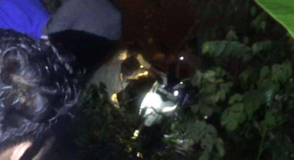 Kecelakaan Mengerikan Motor Vario Terjun ke Sungai di Jombang,  Ajaib Ibu dan Anak Selamat