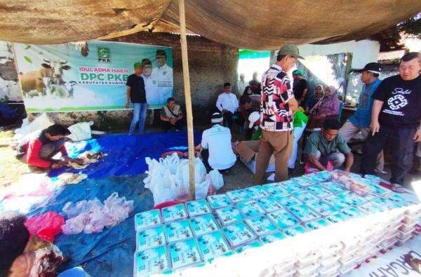 PKB Salurkan Ratusan Paket Daging Kurban Lewat Agenda Food Bank