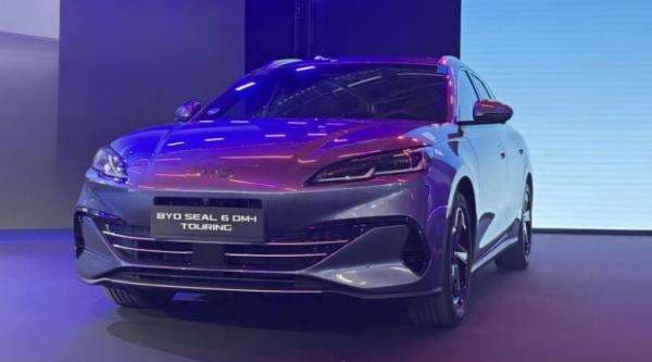 BYD Luncurkan Mobil Hybrid, Jarak Tempuhnya Lebih dari 1.300 Km