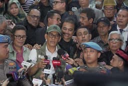 Refly Harun: Tak Ditahan, Roy Suryo akan Lebih Produktif!