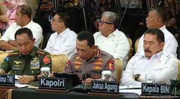 Kapolri Laporkan Penanganan Bencana Sumatera ke Presiden: 224 Ton Beras Dikirimkan