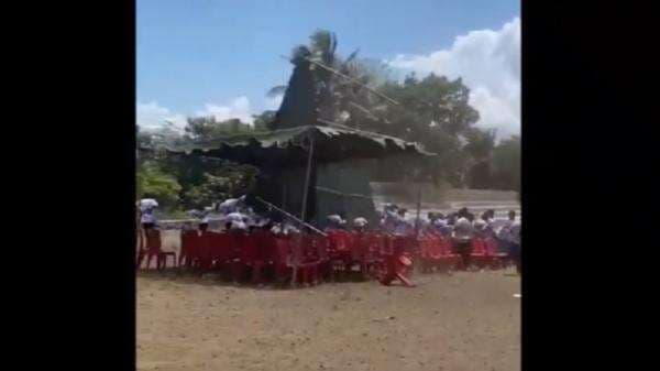 Suasana Kepanikan saat Tenda Upacara Hari Guru di Flores Timor Roboh Diterjang Angin Kencang