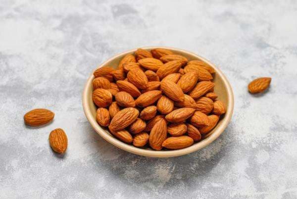 6 Camilan yang Baik untuk Penderita Asam Lambung