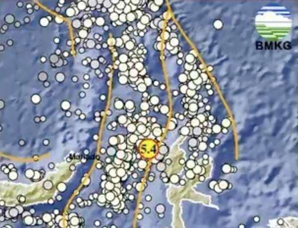 Breaking News! Gempa Besar M5,4 Guncang Halmahera Barat