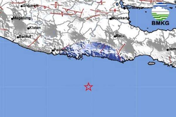 Gempa Terkini M4,5 Guncang Blitar hingga Malang, BMKG: Akibat Aktivitas Zona Subduksi