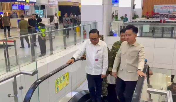 Gibran dan Menteri Kabinet Merah Putih Naik Whoosh ke Batujajar Hadiri Upacara Militer