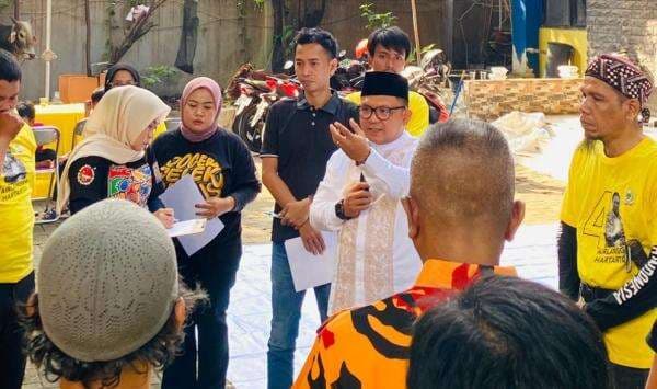 Golkar DKI Potong Ratusan Hewan Kurban, Dibagikan ke Ojol hingga Sekuriti