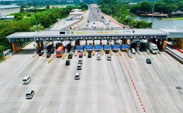 Mudik Lebaran, Lalin di Gerbang Tol Cikampek Utama Naik 34,8 Persen