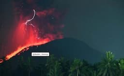    Gunung Ibu di Maluku Erupsi, Lontarkan Lava Pijar hingga 1000 Meter