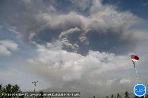 Status Gunung Lewotobi Laki-Laki Naik Jadi Awas, Zona Bahaya Radius 6 Km
