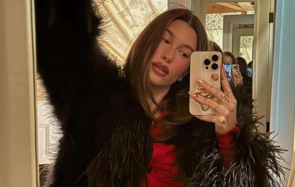 Hailey Bieber Akui Punya 2 Kista Ovarium, Rasakan Mual hingga Kram Perut