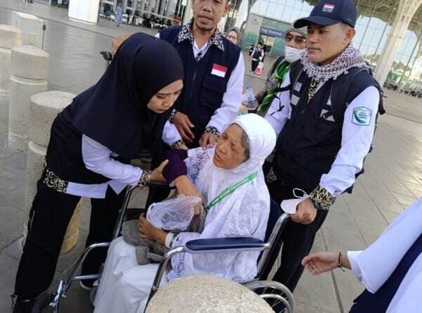 Haji 2024: Hampir 50 Ribu Jamaah Indonesia Tiba di Madinah