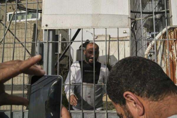 Sutradara No Other Land Hamdan Ballal Dibebaskan Tentara Israel, Sempat Dipukuli di Depan Istri