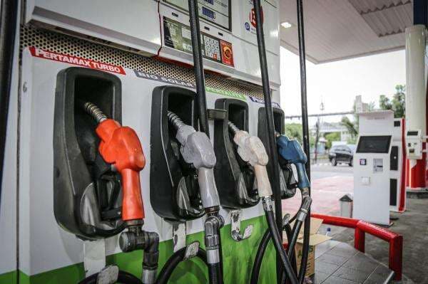 Harga BBM Pertamax Turun Rp100 Jadi Rp12.400 per Liter Mulai 1 Mei 2025