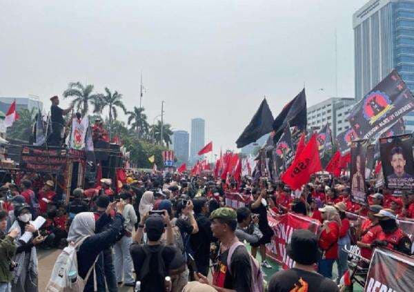 18 Tuntutan Buruh di May Day 2025