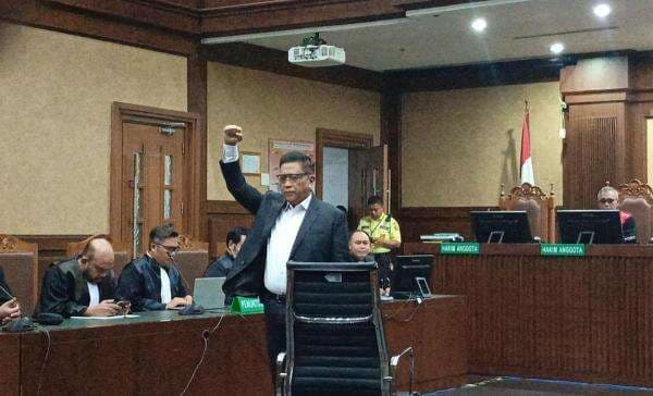 Vonis Hasto 3,5 Tahun Penjara, Hakim Tegaskan Tak Terpengaruh Tekanan Politik!