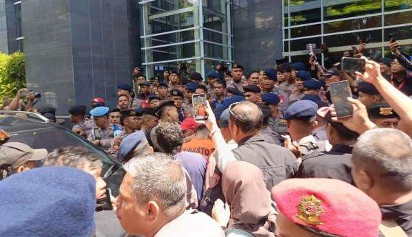 Sidang Hasto Rusuh, Diduga Penyusup Nyaris Diamuk Massa