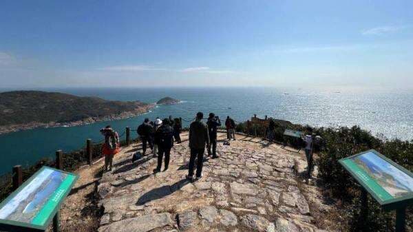 Waktu yang Pas Wisata Pendakian di Hong Kong, Cocok Buat Pencinta Alam!