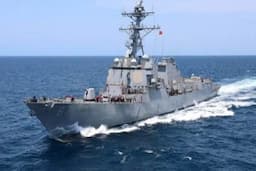 Houthi Yaman Klaim Merudal Kapal Perang AS dan Kapal Tujuan Israel