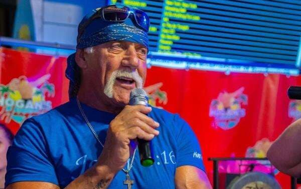 Profil Hulk Hogan, Legenda WWE yang Meninggal Dunia Akibat Henti Jantung