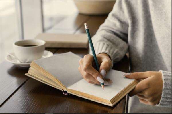 Berikut Ciri-ciri Iklan Baris dan Contohnya