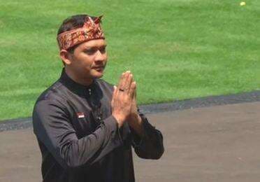 Biodata dan Agama Iko Uwais, Aktor yang Pimpin Pencak Silat di Istana Negara