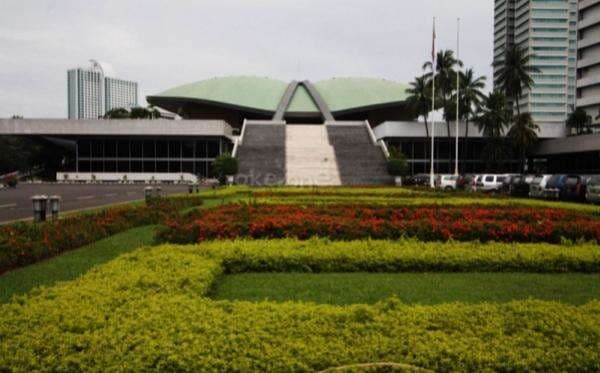 Komisi II DPR Panggil Mendagri, KPU, Bawaslu hingga DKPP Tentukan Jadwal Pelantikan Kepada Derah