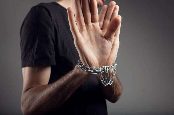 Kisah Zhang Yiyang, Artis China Pertama yang Dieksekusi Mati karena Membunuh Sang Kekasih Kisah Zhang Yiyang, Artis China Pertama yang Dieksekusi Mati karena Membunuh Sang Kekasih