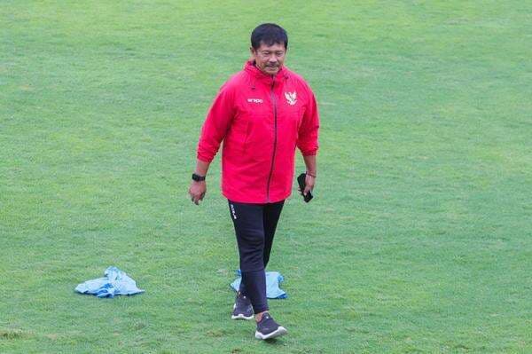Indra Sjafri Geser Posisi Gerald Vanenburg di Timnas Indonesia U-23? PSSI Bilang Begini