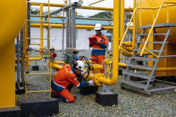 Kembangkan Infrastruktur, Gas dan BBM di RI Tak Lagi Tersendat